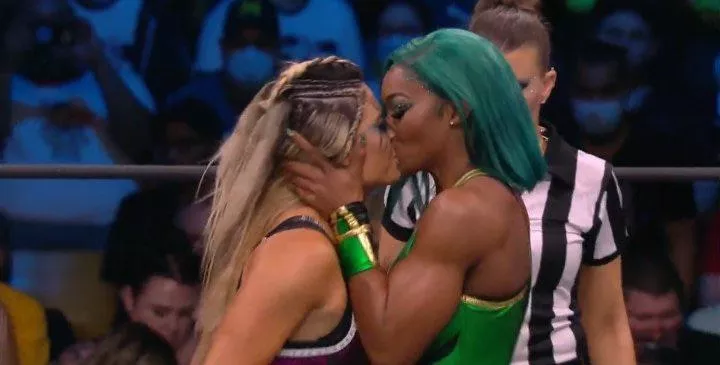 Jade kisses Tay posted by sadisticdomsir