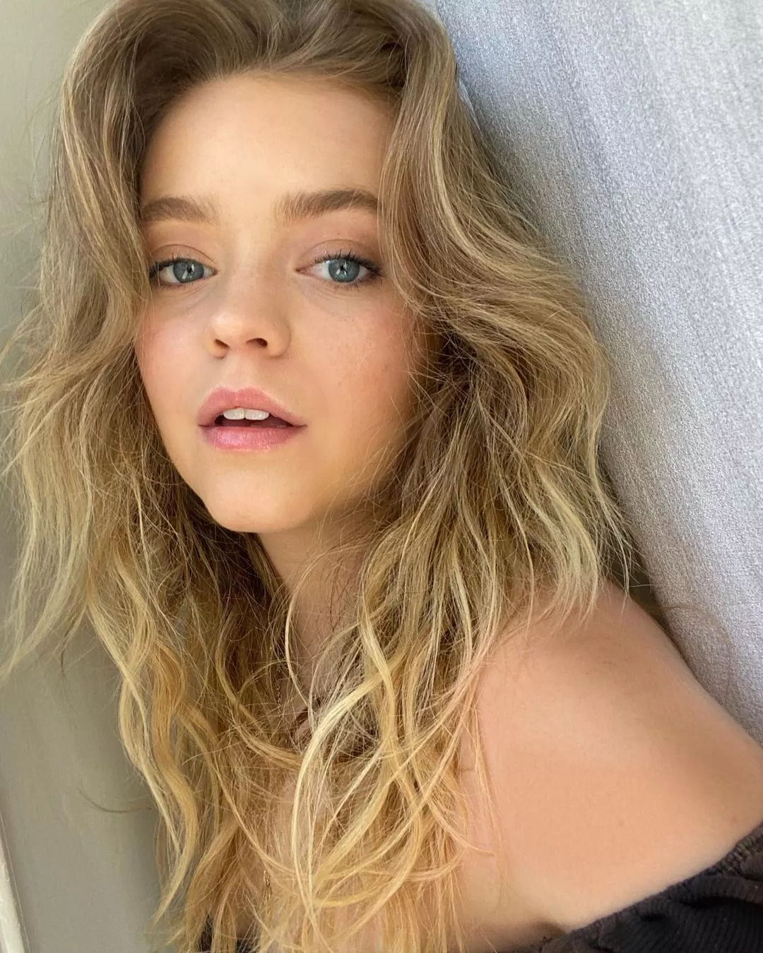 Jade Pettyjohn posted by GlamMetalLion
