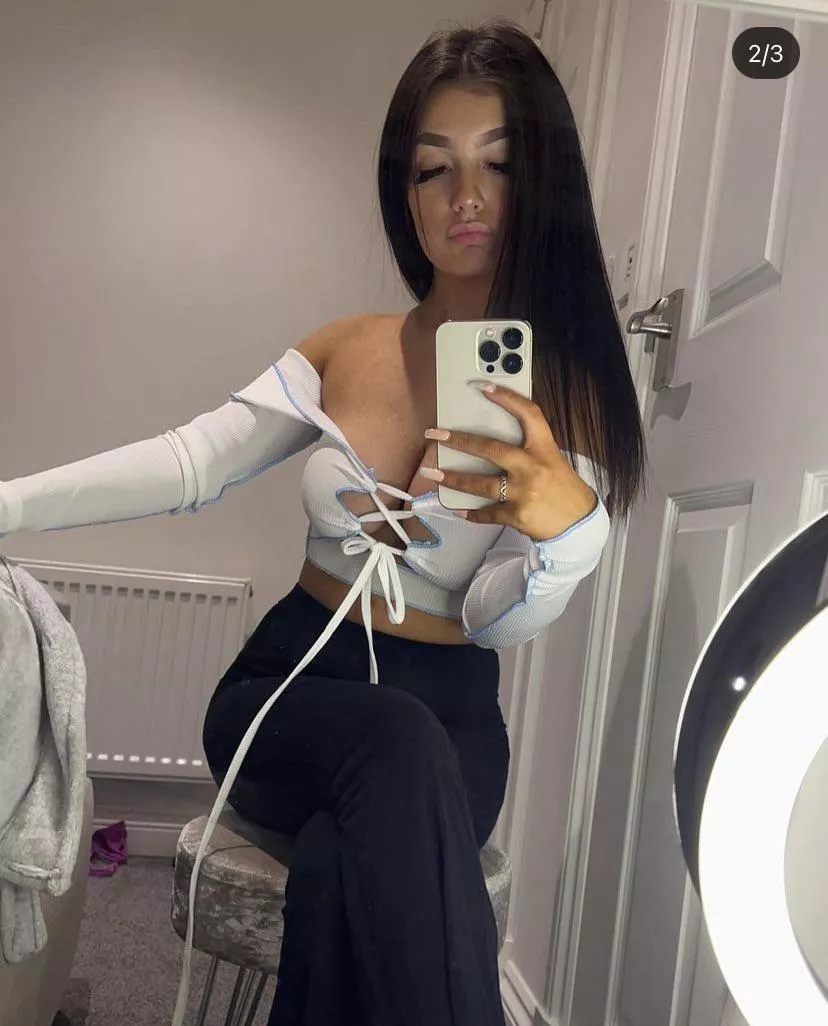 Jaime is a Chav posted by UkGirls69