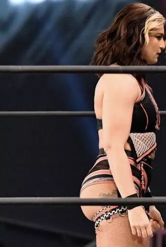 Jamie Hayter posted by artofmyeye