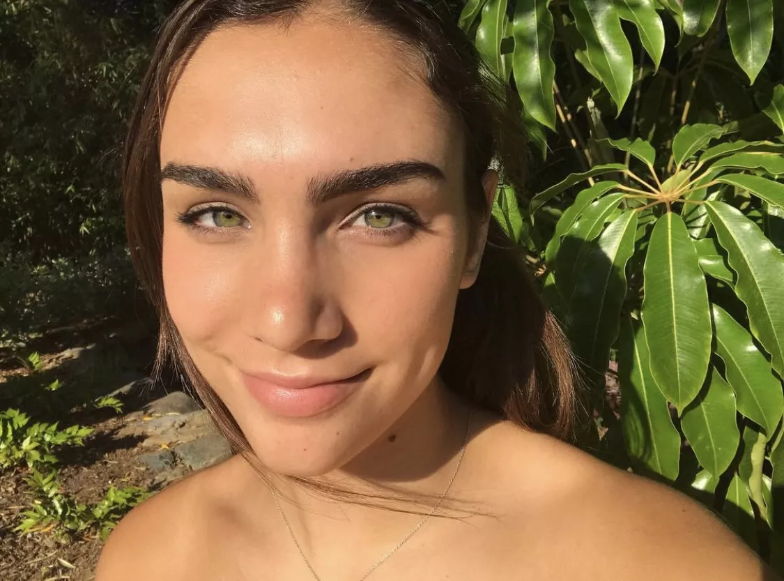 Jamie Robbins posted by cycleburgundy