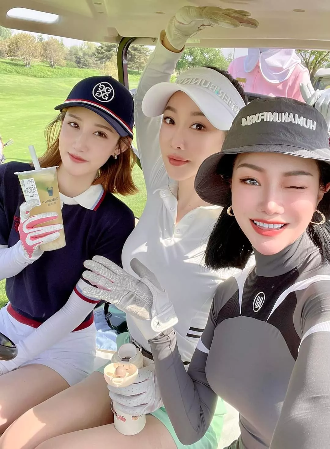 Japanese Golfers posted by Melchiazedeck