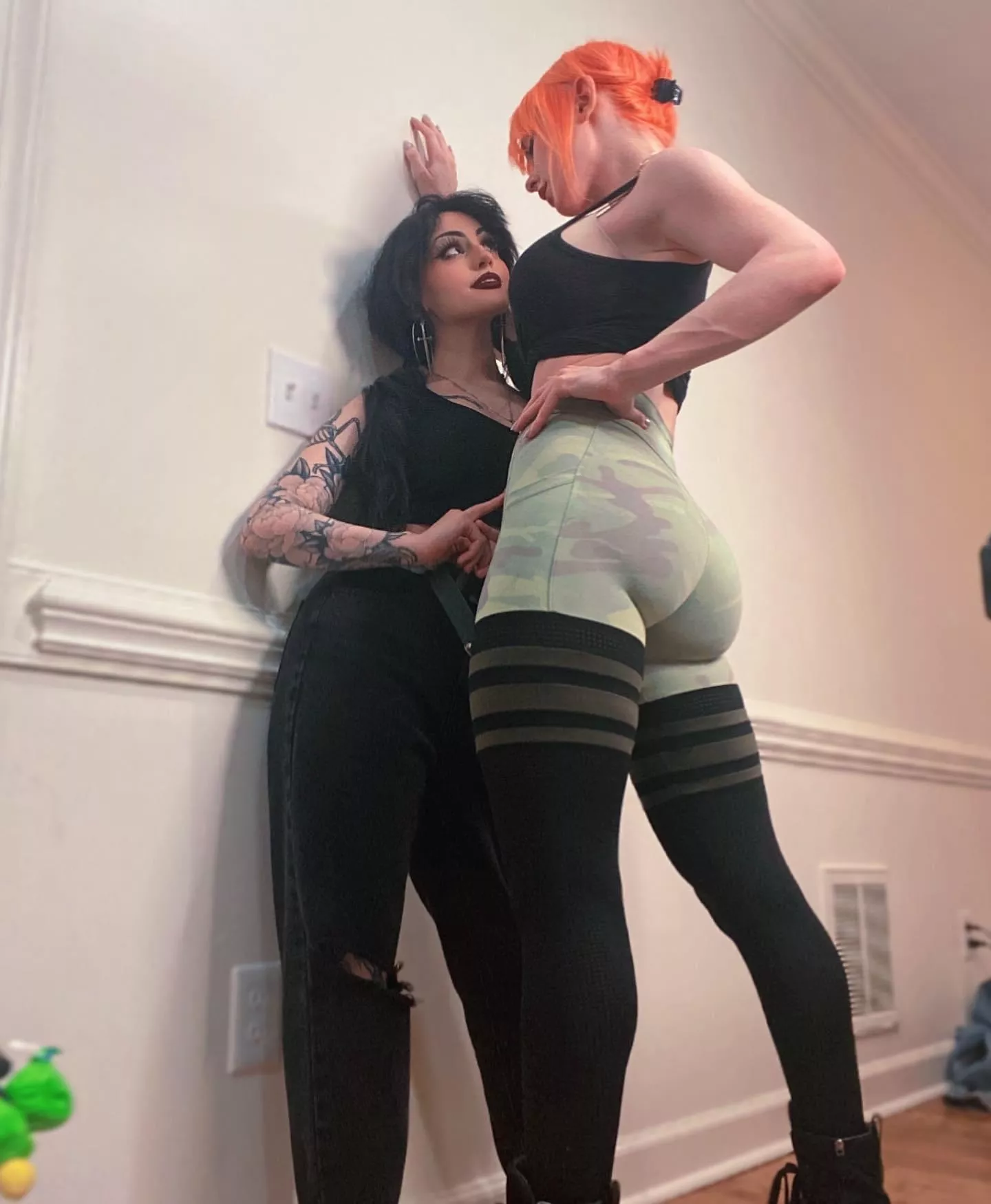Jenna Lynn Meowri posted by Argietroglodite