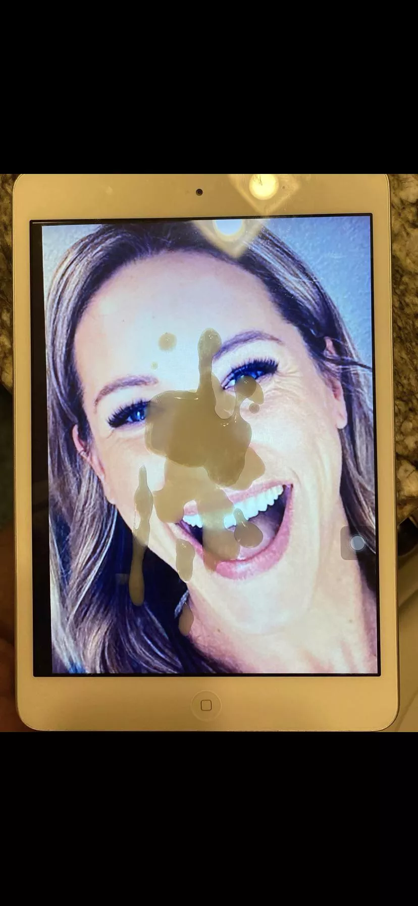 Jerked off my cum directly in her face. posted by kneeltam