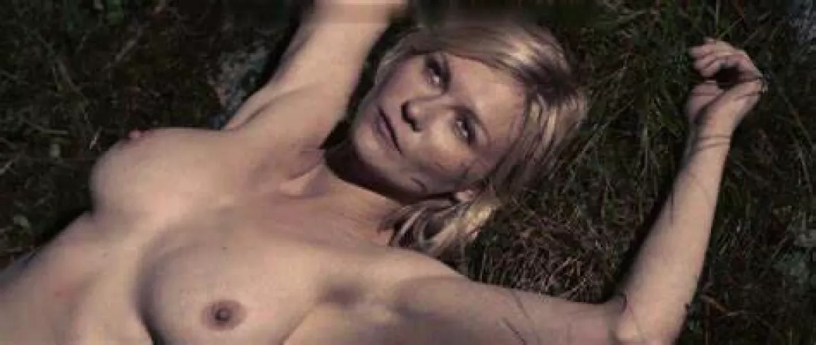 Jerking to Kirsten dunst by Threwup101