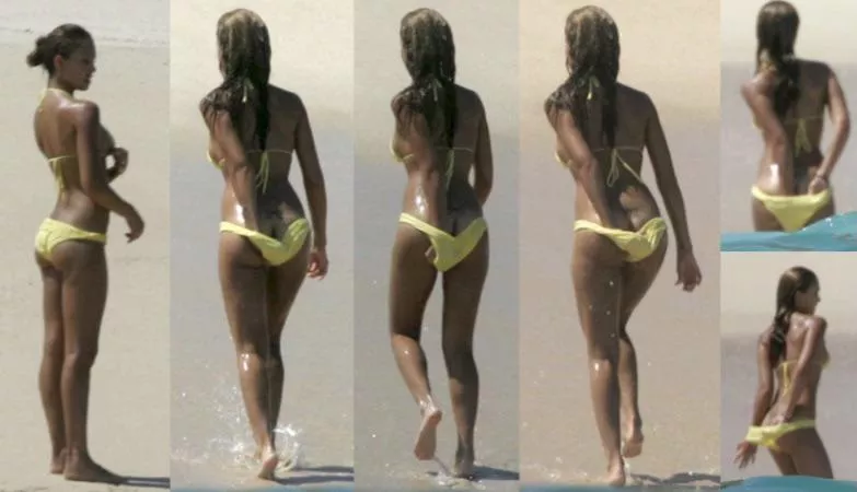 Jessica Alba posted by TheGoddamnAnswer