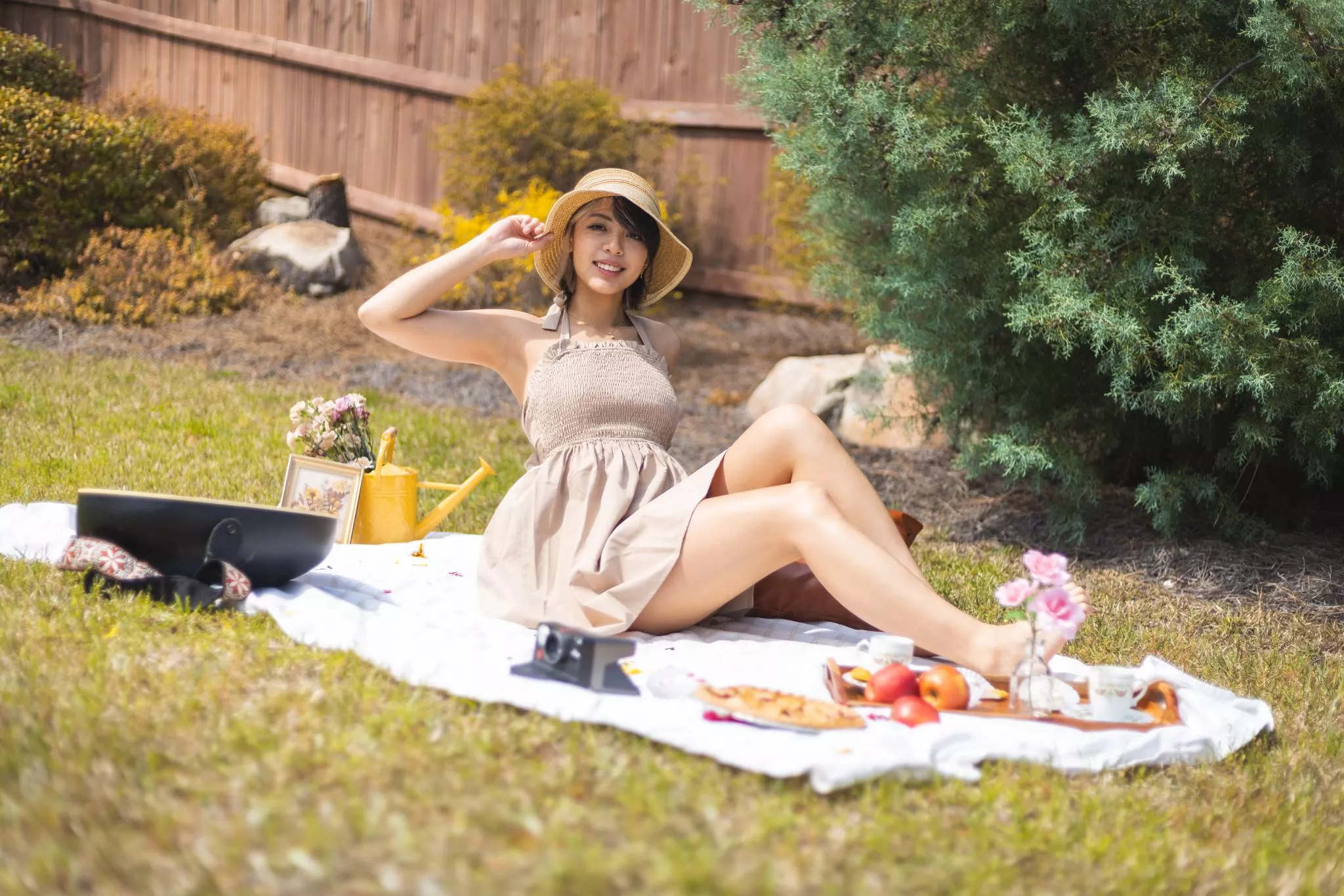 Join me for a picnic date? 😋 posted by chansecretacc