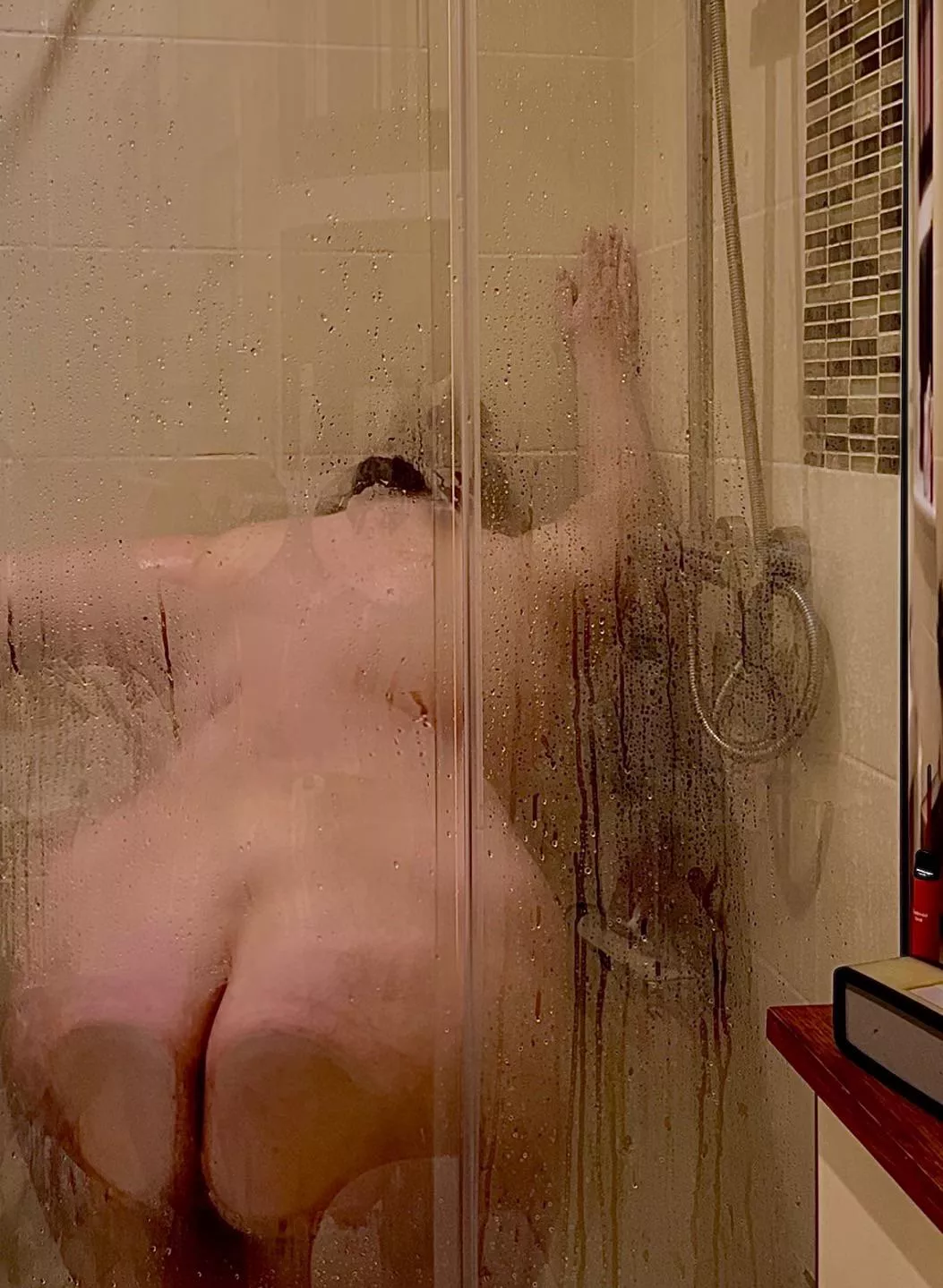 Join me for a steamy shower babe posted by eimearfitzp