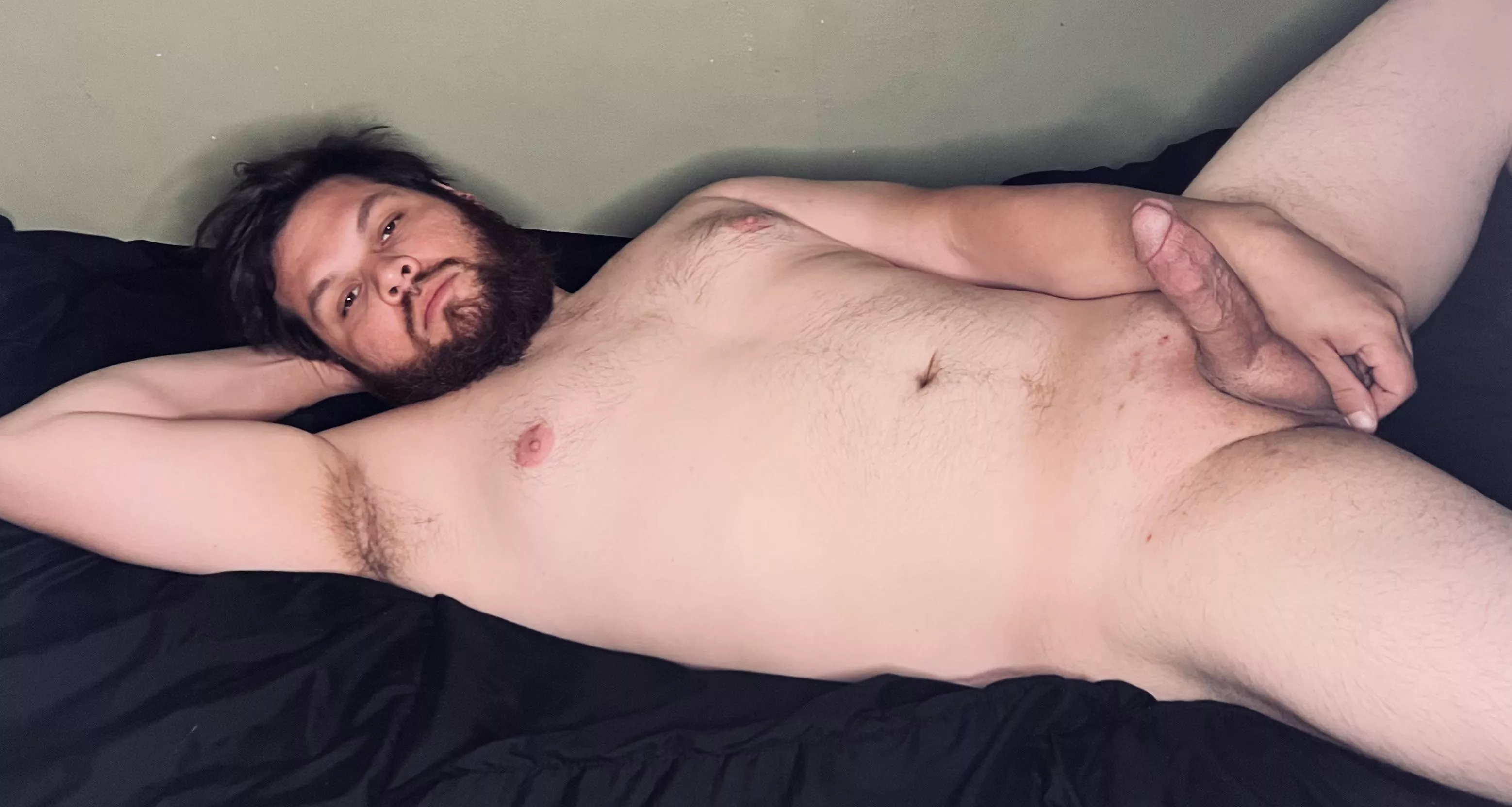 Join me in bed..35 bi married daddy posted by StonerMike86