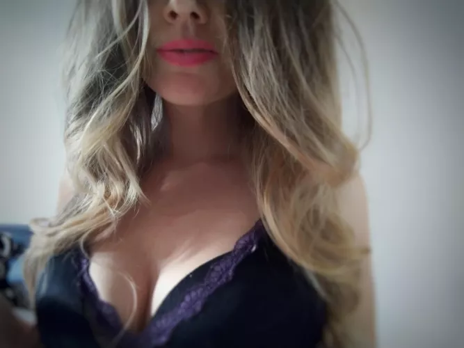 JOIN me 💋 by Laliqueenn