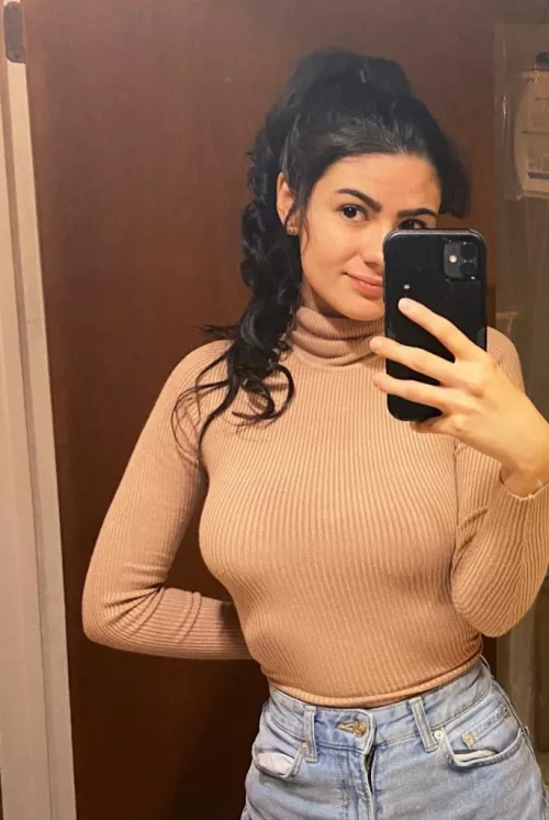 Join my OF for 70% off! Limited spots available. On my timeline I have over 700 pictures and videos posted. Pussy play, titty play, and much more. I keep it fresh with daily posts. I also offer sexting, customs, cream pies, GFE, & JOI! Join today &am by seasonofthewitchesx