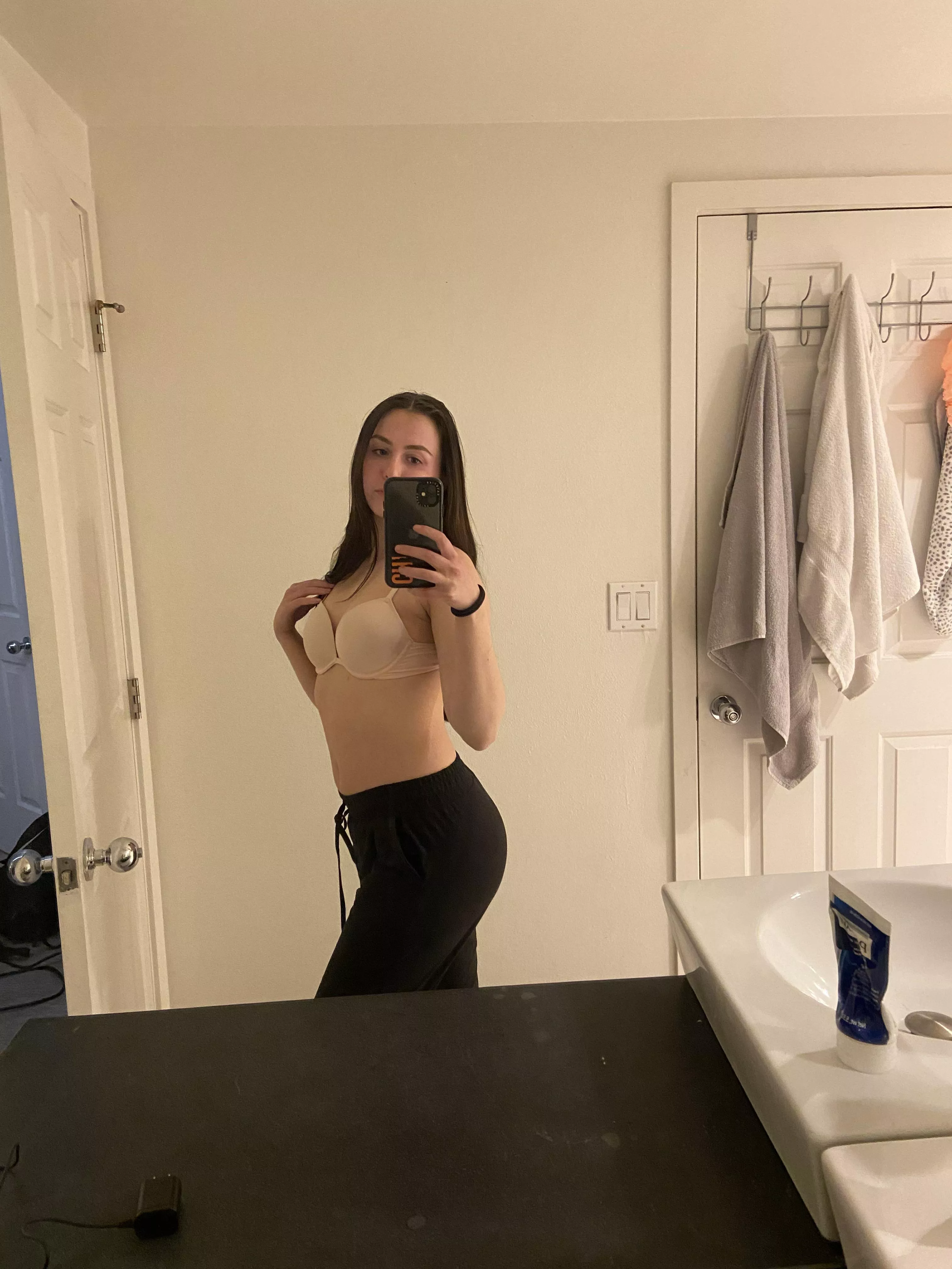 Join my onlyfans (; let’s get freaky😈 posted by chiiapett