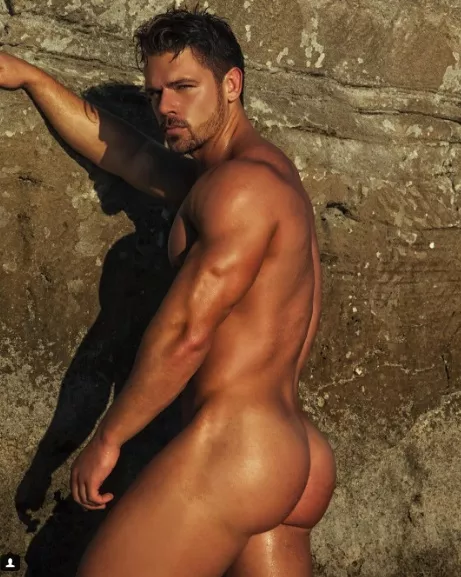 Joss Mooney (Ex on the Beach) posted by MarsNirgal