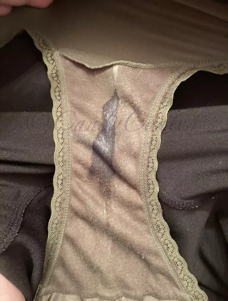 🍭 Juicy 💦 posted by CandyCoated20212