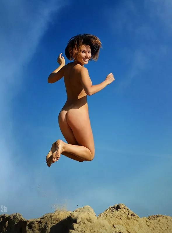 Jump posted by Kyarita69