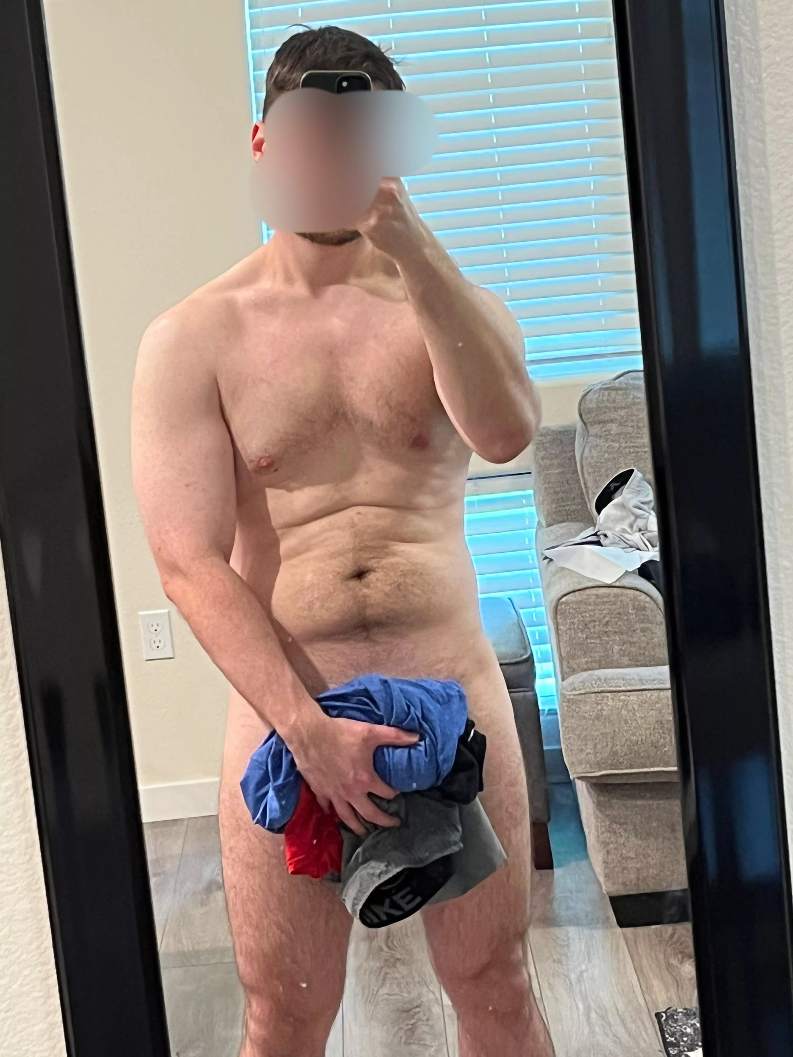 Just a horny boy here posted by Lolwhynot3