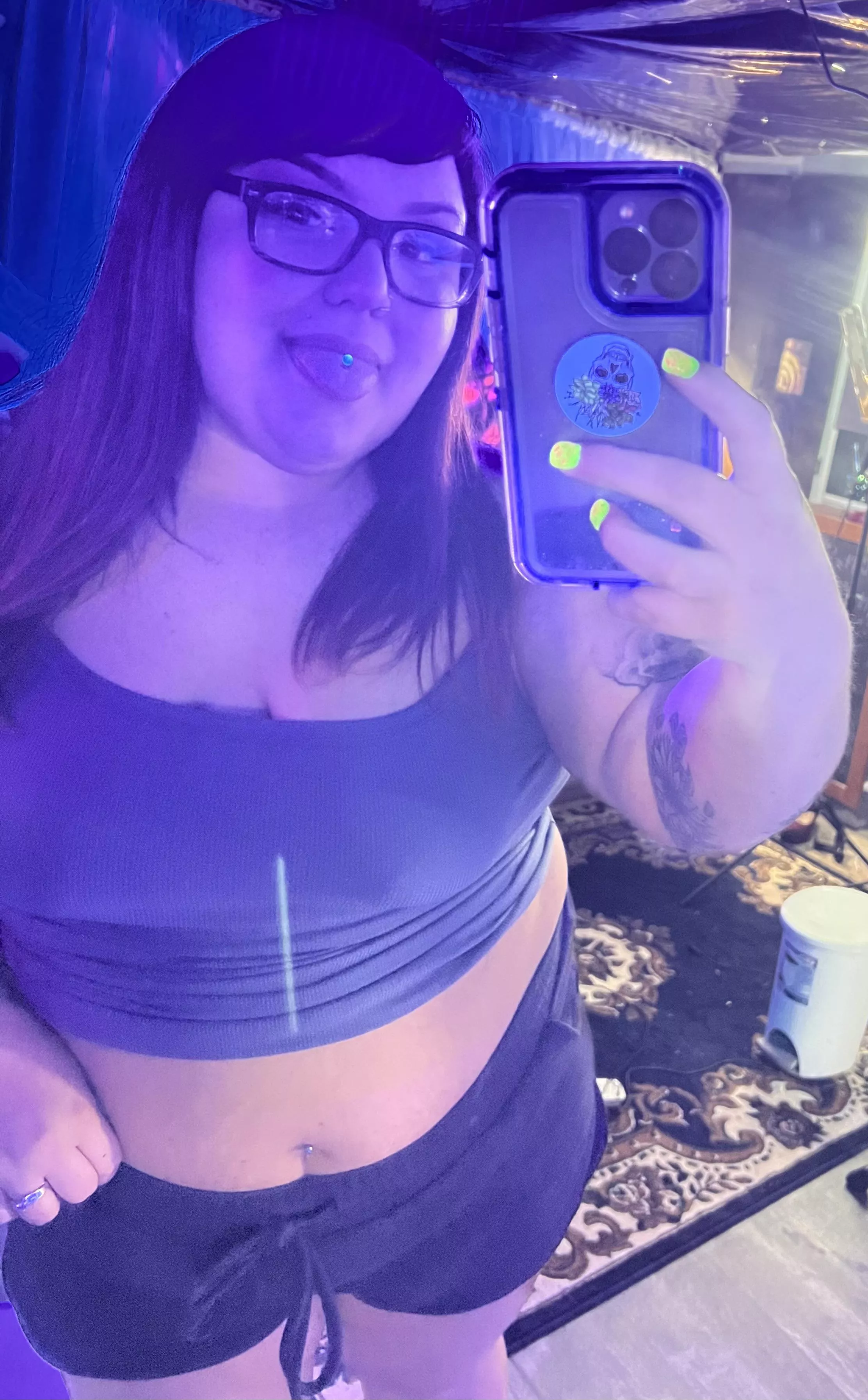 Just a horny milf trying to make your pants tighter 👅 posted by Unlikely_Demand7165