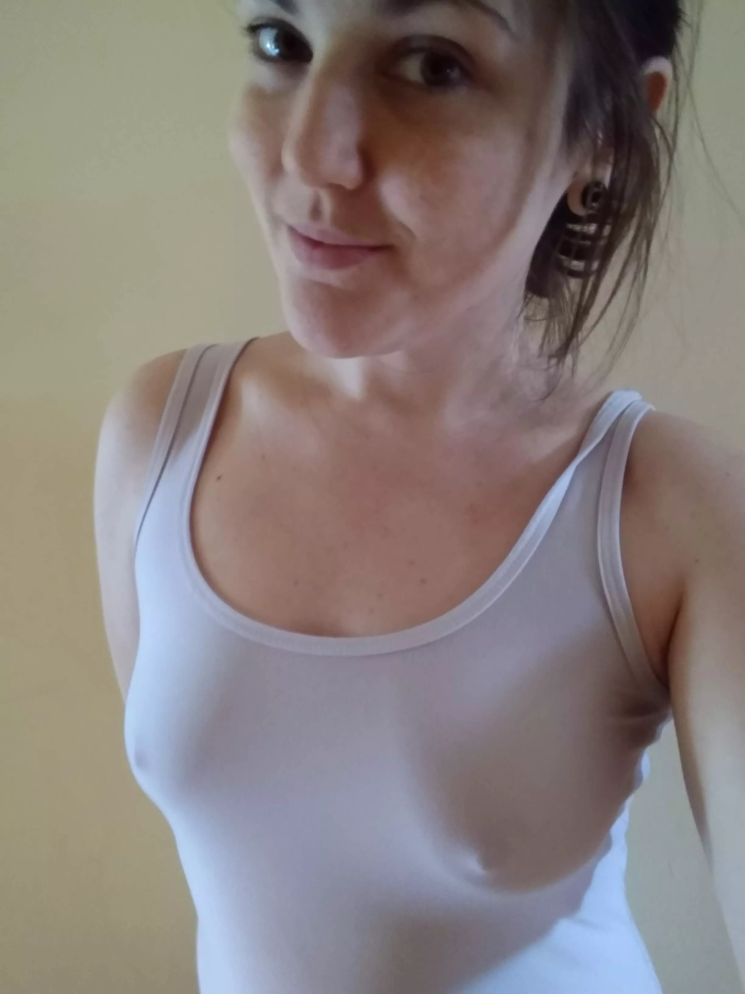 Just a lazy MILF posted by CherryCrunch