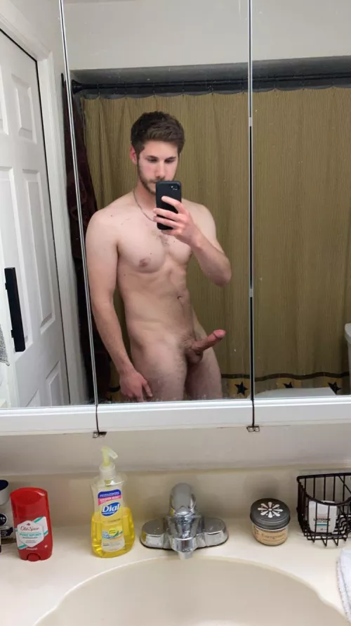 Just a little flexing by UnsuspectingS1ut