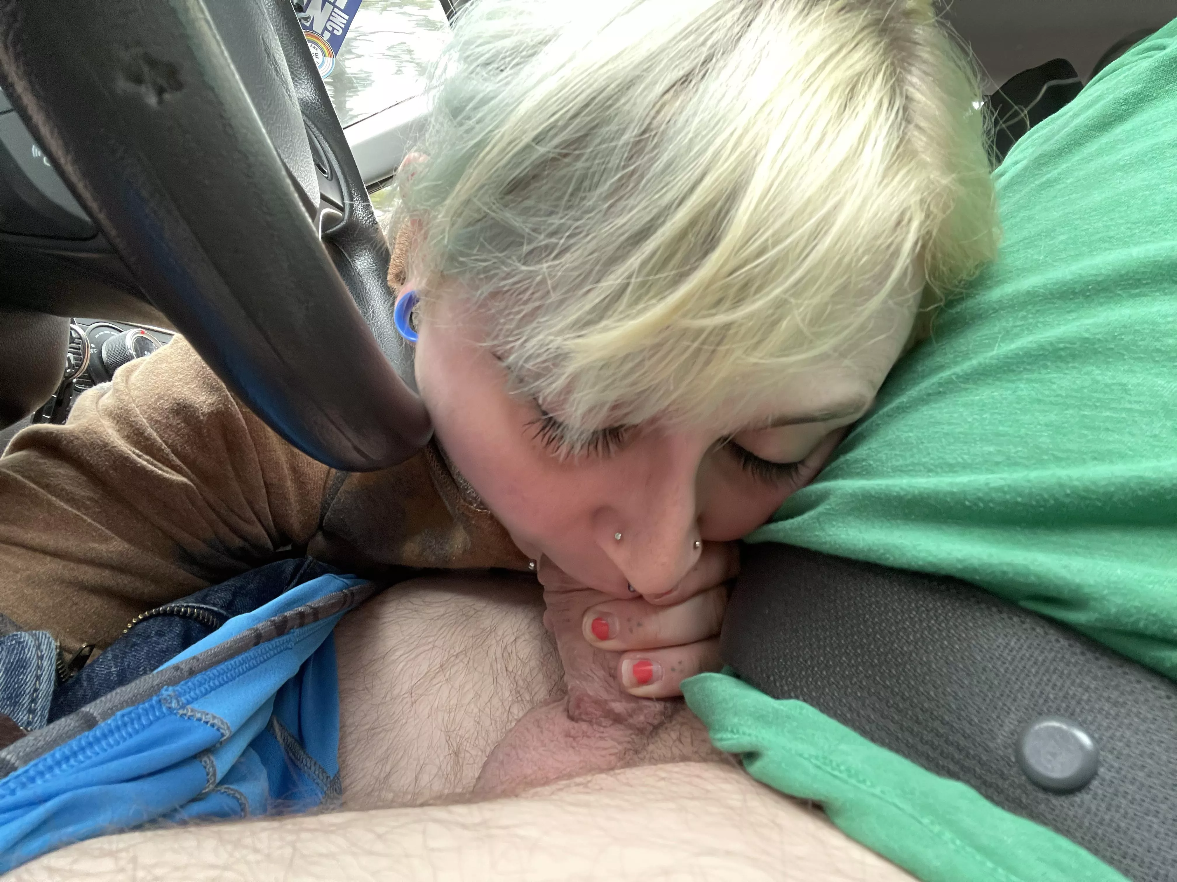 Just a little road head 😉 posted by GothicaAddams