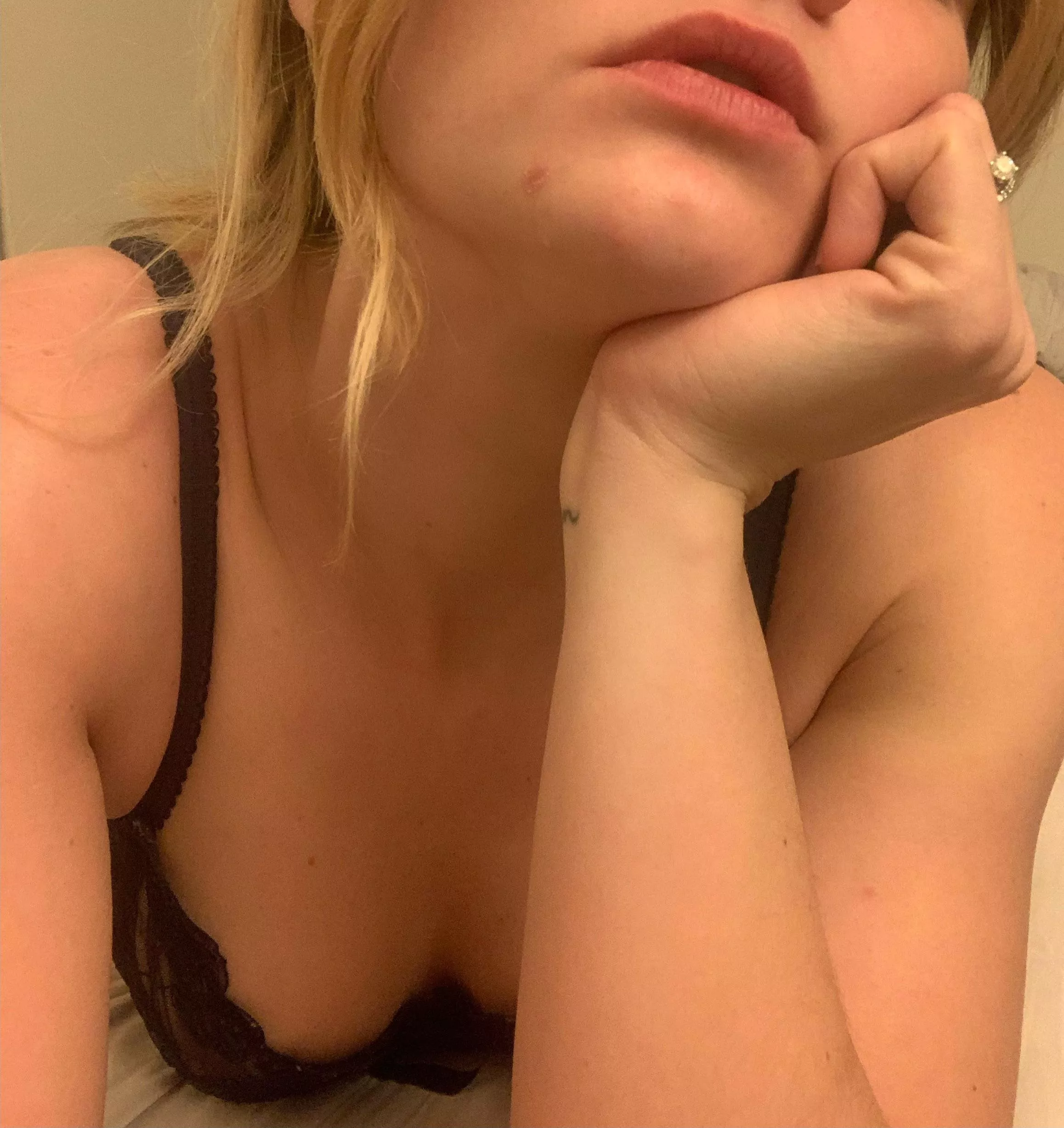 Just a little tease posted by avlbr