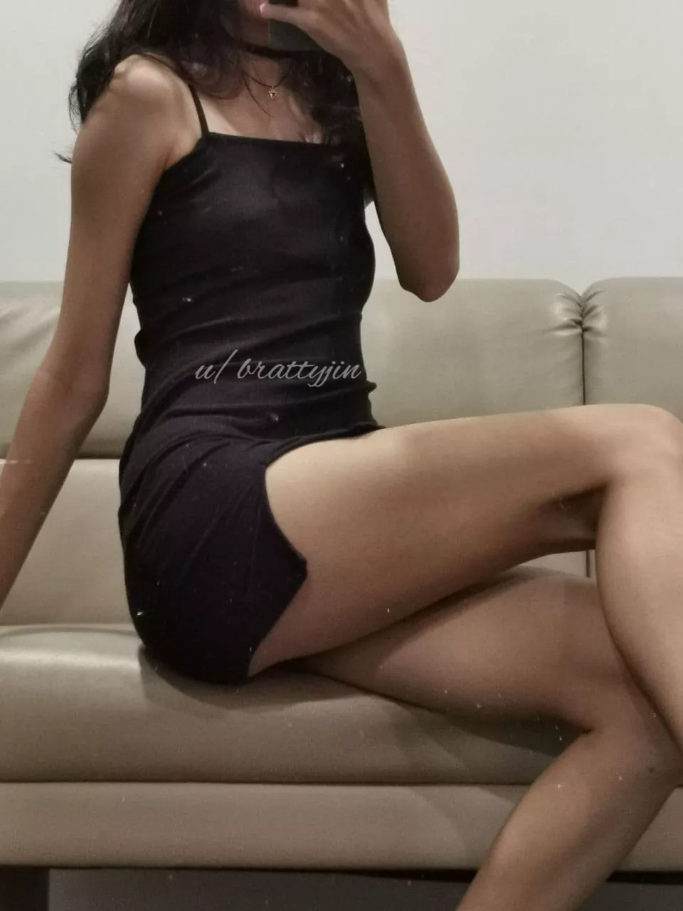 just a mirror selfie~ posted by brattyjin