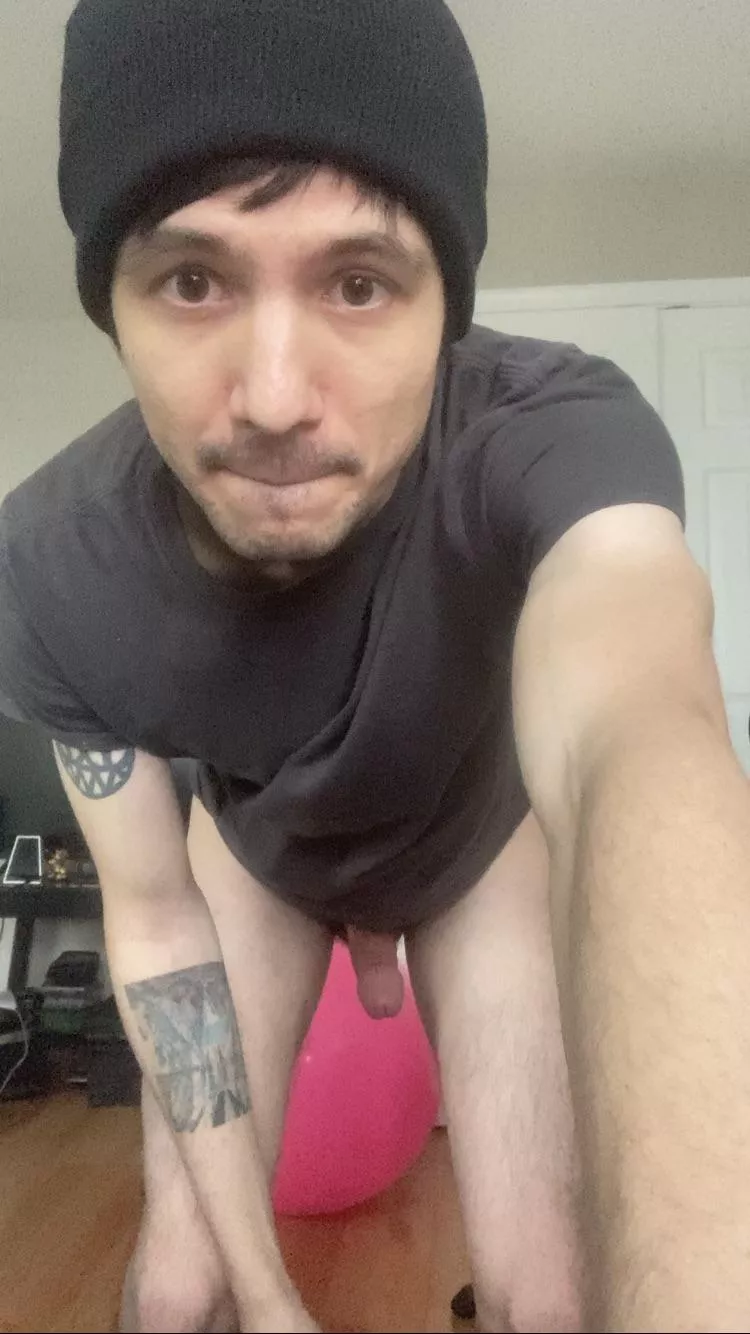 Just a peek posted by suckingalem0n