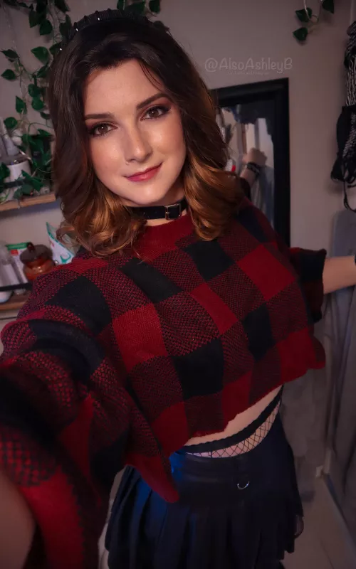 Just a simple, cute look - but would you be trapped? by AlsoAshley