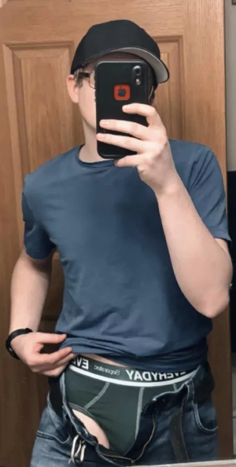 Just a sneak peek🤫 posted by Autzy23