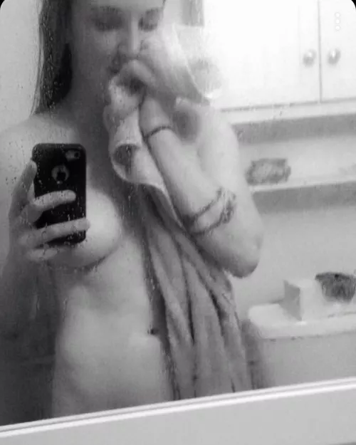 Just a tease by kendricklamaze