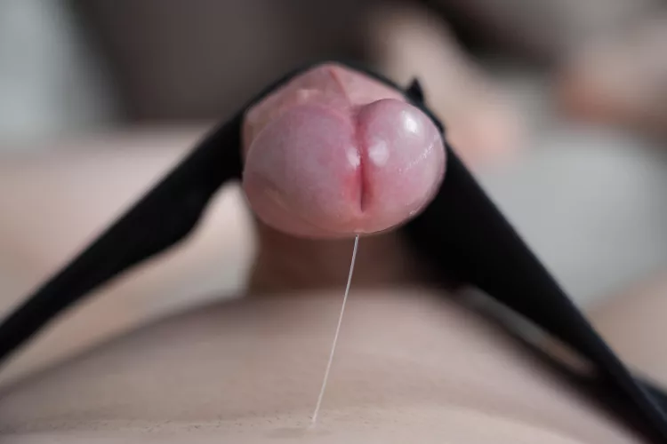 Just a thin string by bi-cuddle-slut512