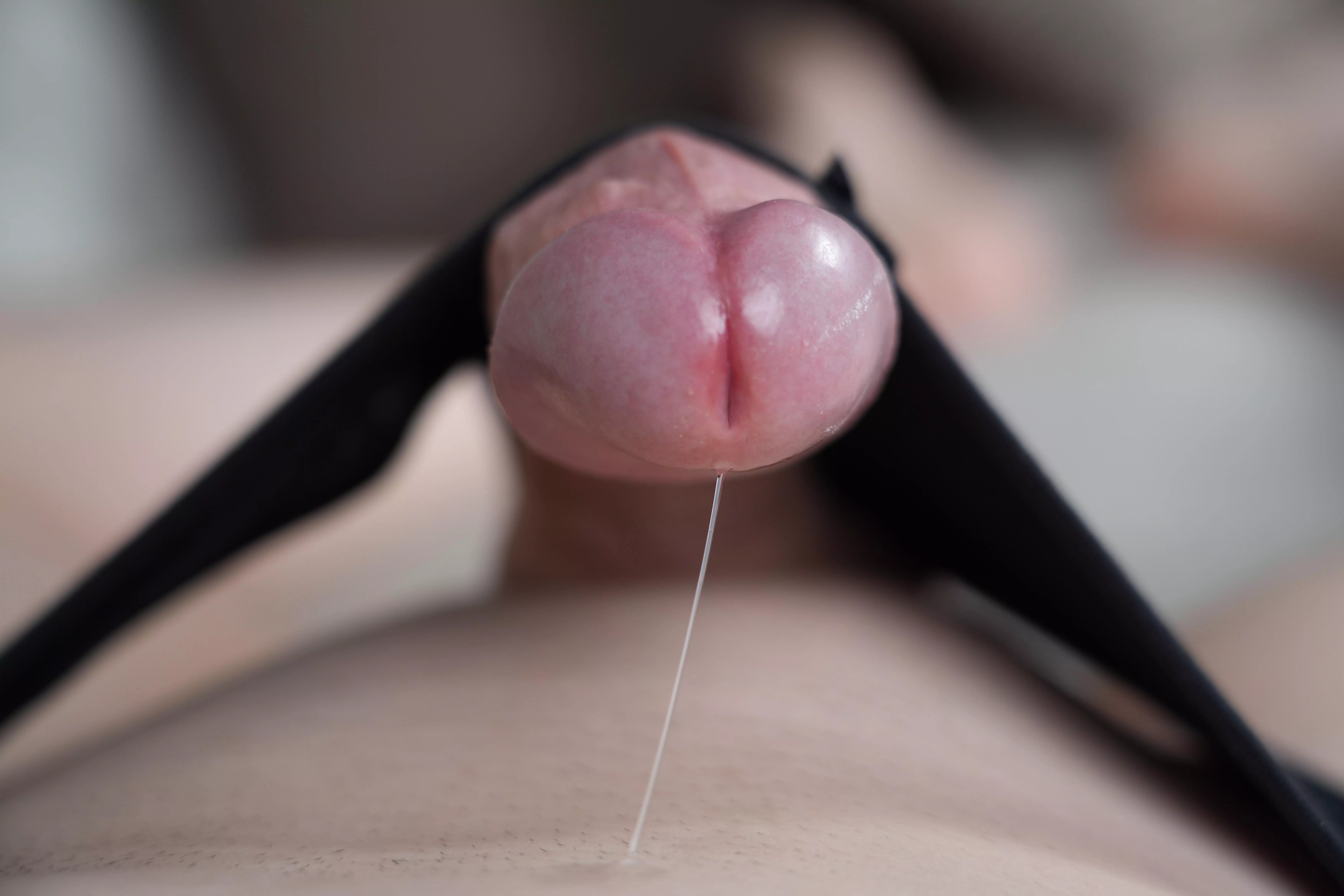 Just a thin string posted by bi-cuddle-slut512