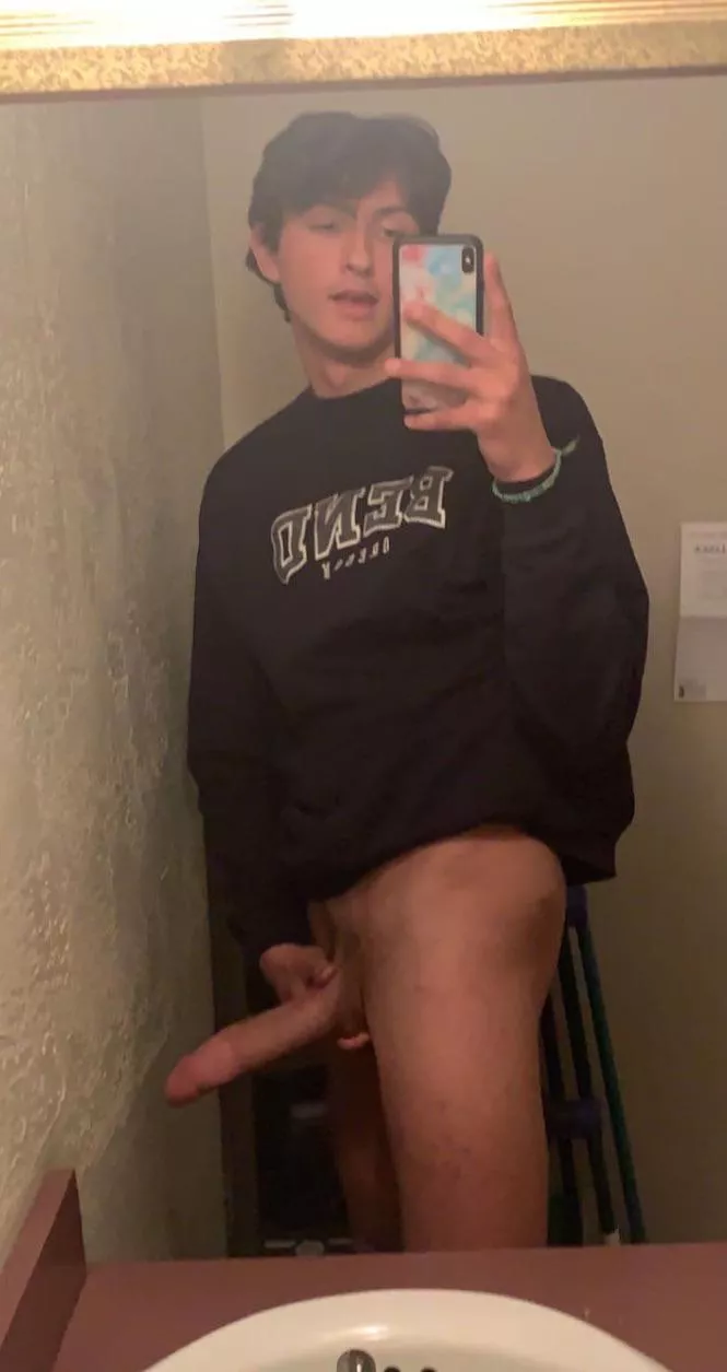 Just an 18 year old and his big dick :P posted by bigboytopher