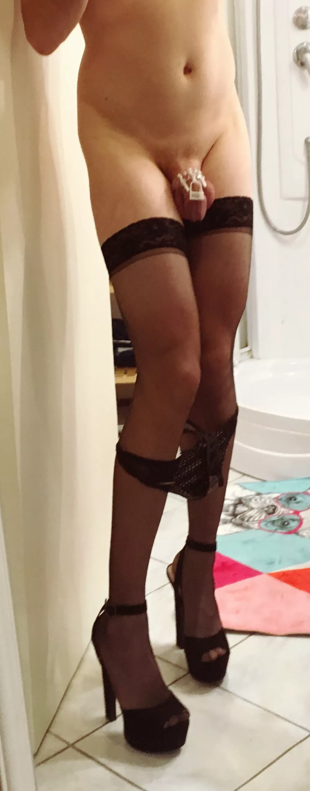 Just another sissy slut in chastity :) posted by frenchsissysamantha