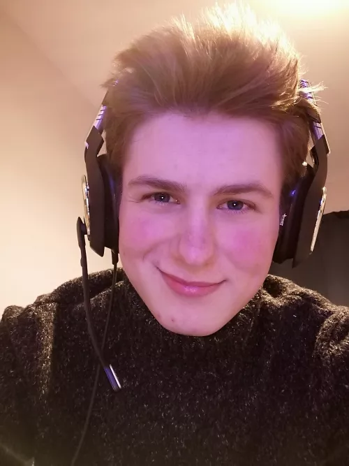 Just been playing with some friends, hbu? by throwawaynameboyo