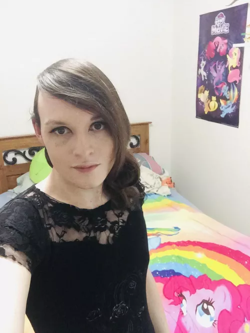 Just being cute OwO by AchtungToaster