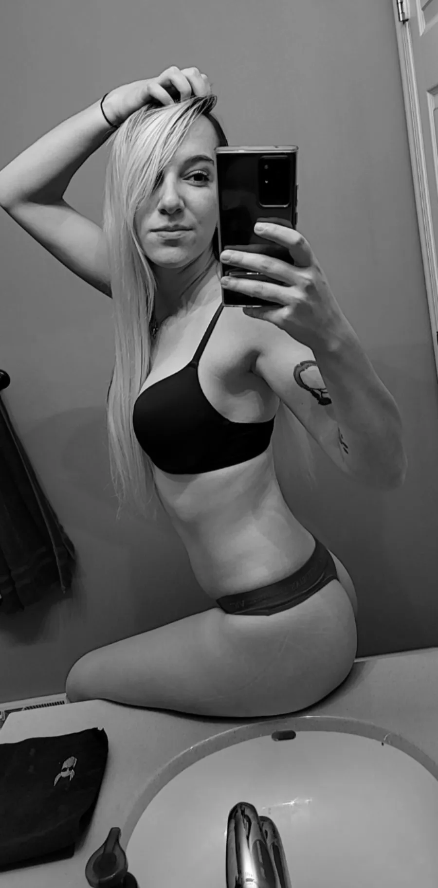 Just bend me over the sink and fuck me until I cant feel my legs🍆😜 posted by Smallgirl24