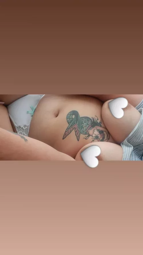 Just by touching my tits I'm already wet. Sexting, photos and videos in my OF FREE link in comments by leslieelana