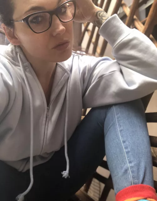 Just chillin’ by LolaMayDays