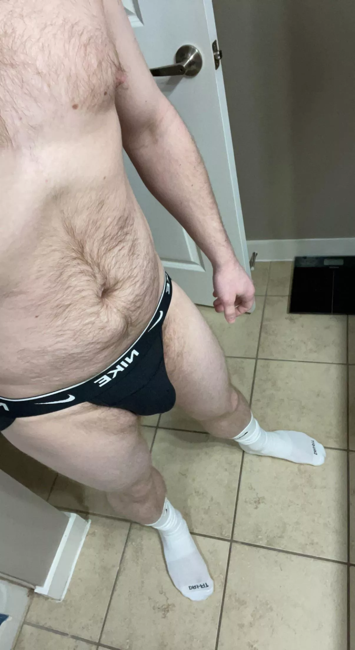 Just chillin this mornin posted by allamerbromo