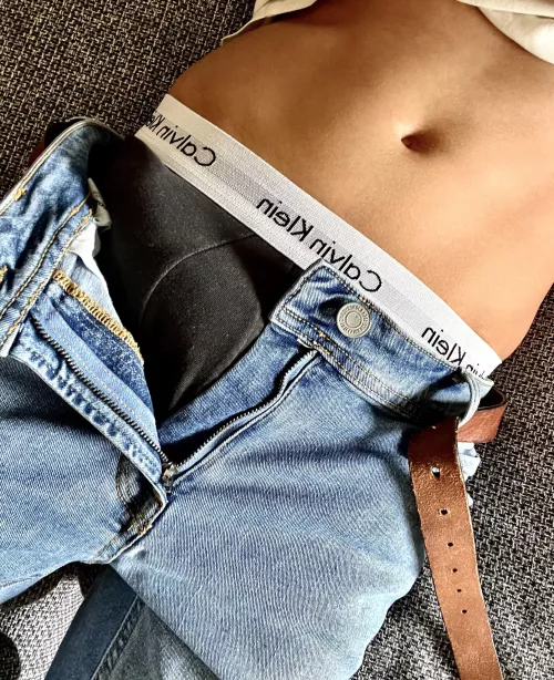 Just chilling! by pcslt