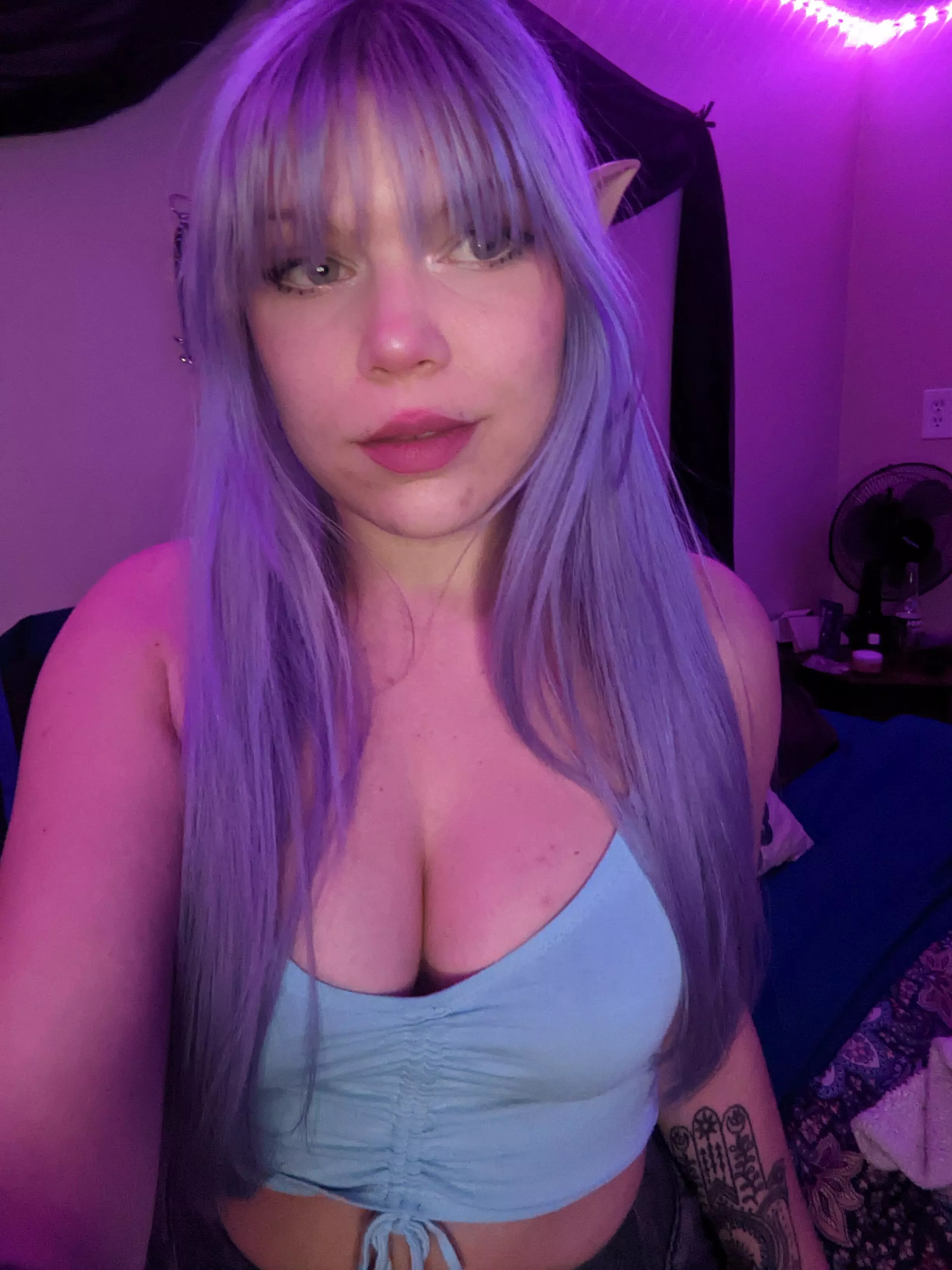 Just day-dreaming, hbu? posted by sweetandthick_uwu