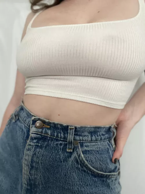 Just enough coverage to get away with in public… at least I think so. Let’s see what the library says ;) by SluttyShrubbery