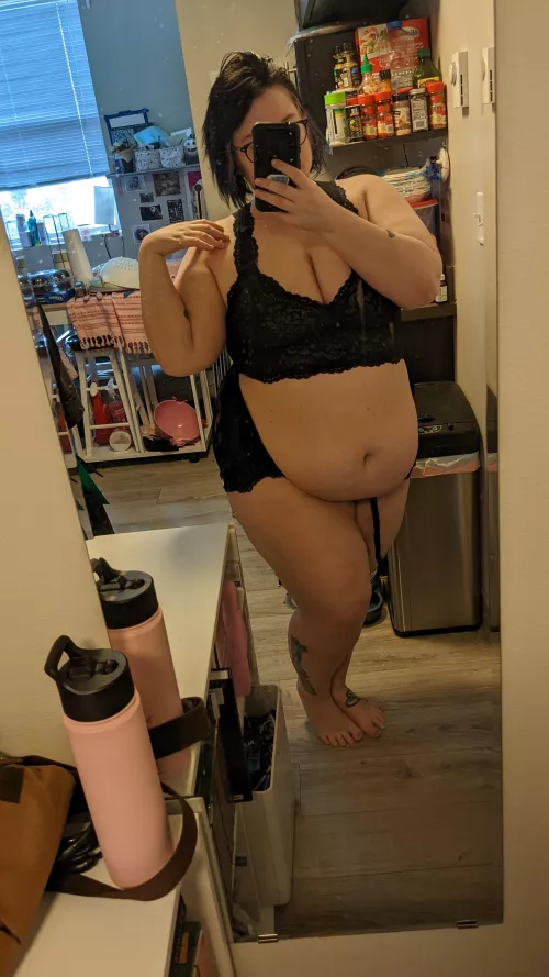 just finished stuffing myself, now I am so horny. by SoftnChubbyCow