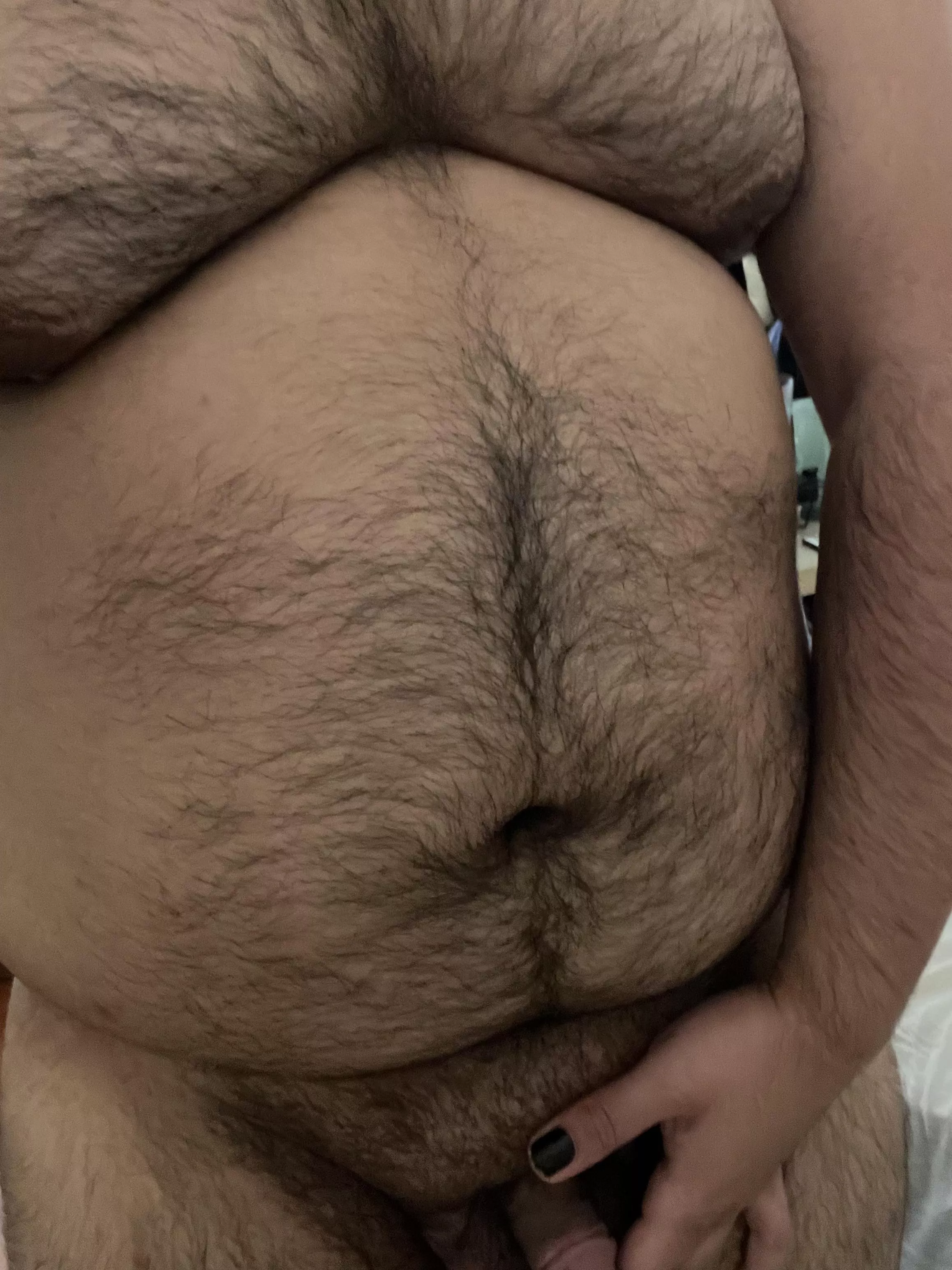 Just got home from hiking, my fur is so wet 😳 posted by Itzjaysworld