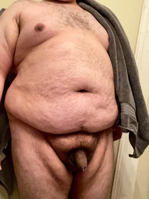 Just got out the shower, feeling horny by CrimsonBear412