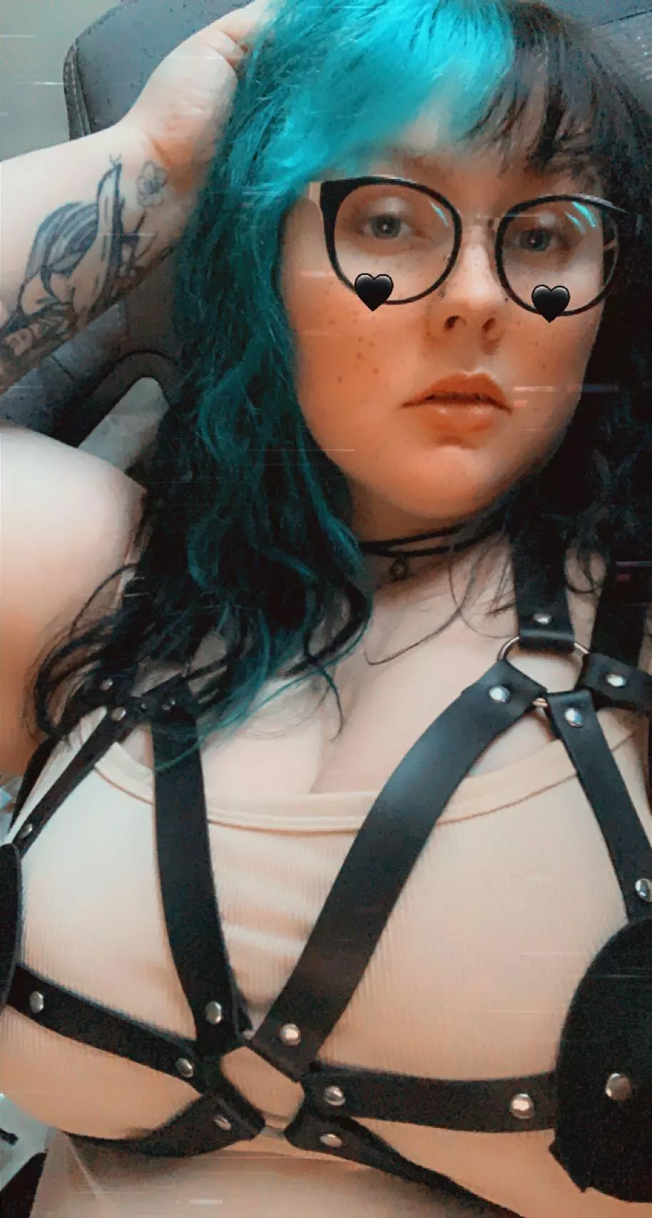 Just got this harness 🖤🖤🖤 posted by diesukii