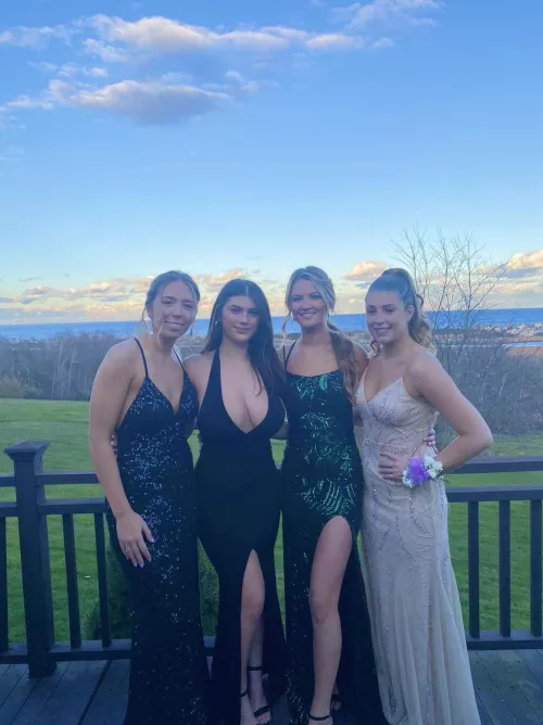 just gotta flaunt a little by colombia1994