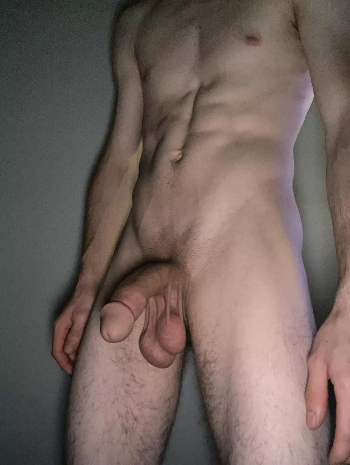 Just hanging out 🤪 posted by biggsdoggg