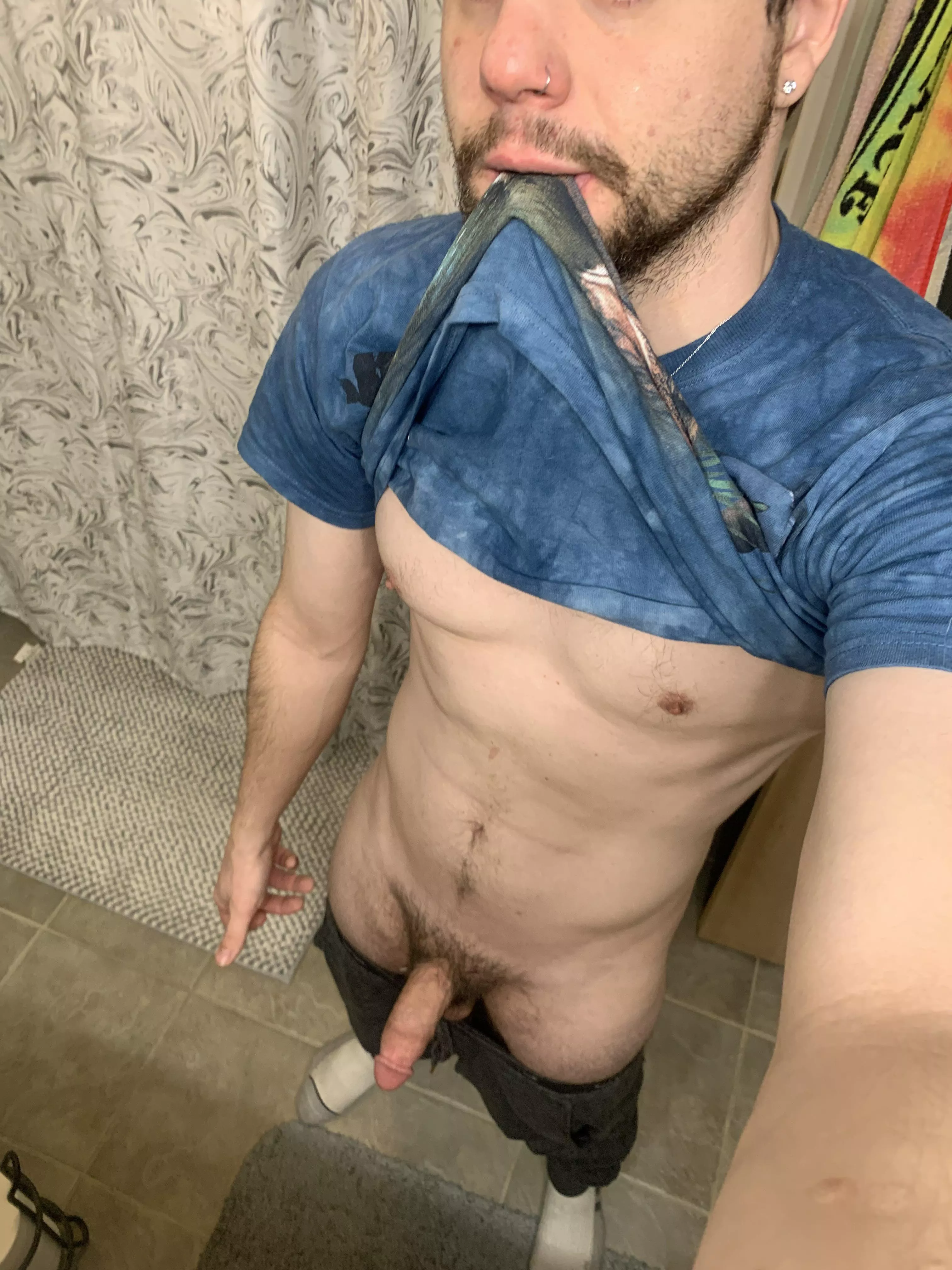 Just hanging out on a Sunday night. posted by xMayhem96